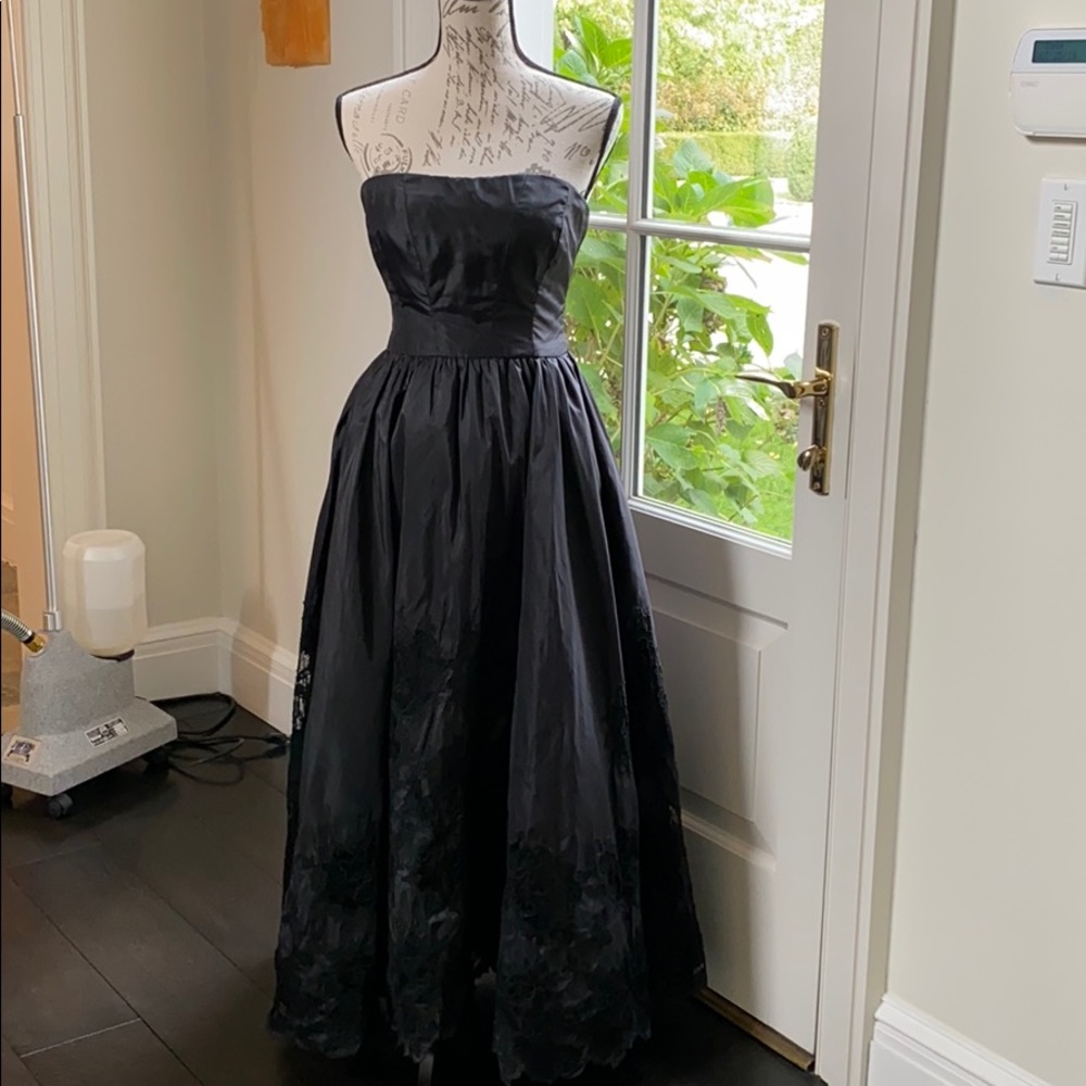 VINTAGE DRESS! One of a kind Oscar de La Renta vintage 🔥✨👗 OSCAR DE LA RENTA
